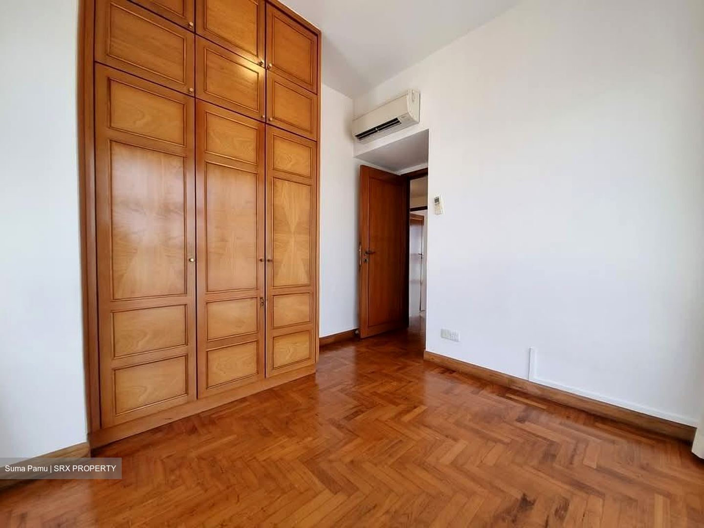 The Bayshore (D16), Condominium #568191801